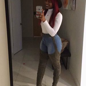 Meet your Posher, Alexis